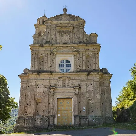 Feriehus Lovely In Brustico