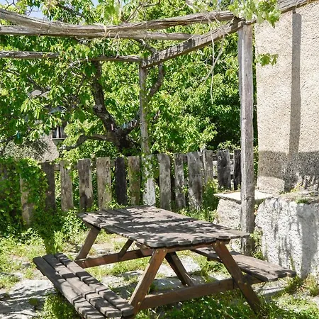 Vakantiehuis Lovely In Brustico Stazzona