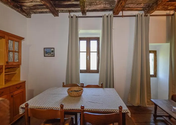 Casa vacanze Lovely In Carcheto Brustico *
