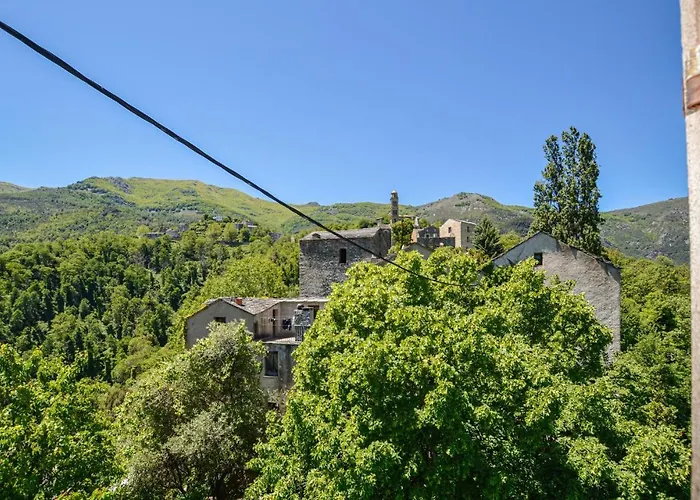 Lovely In Carcheto Brustico Stazzona